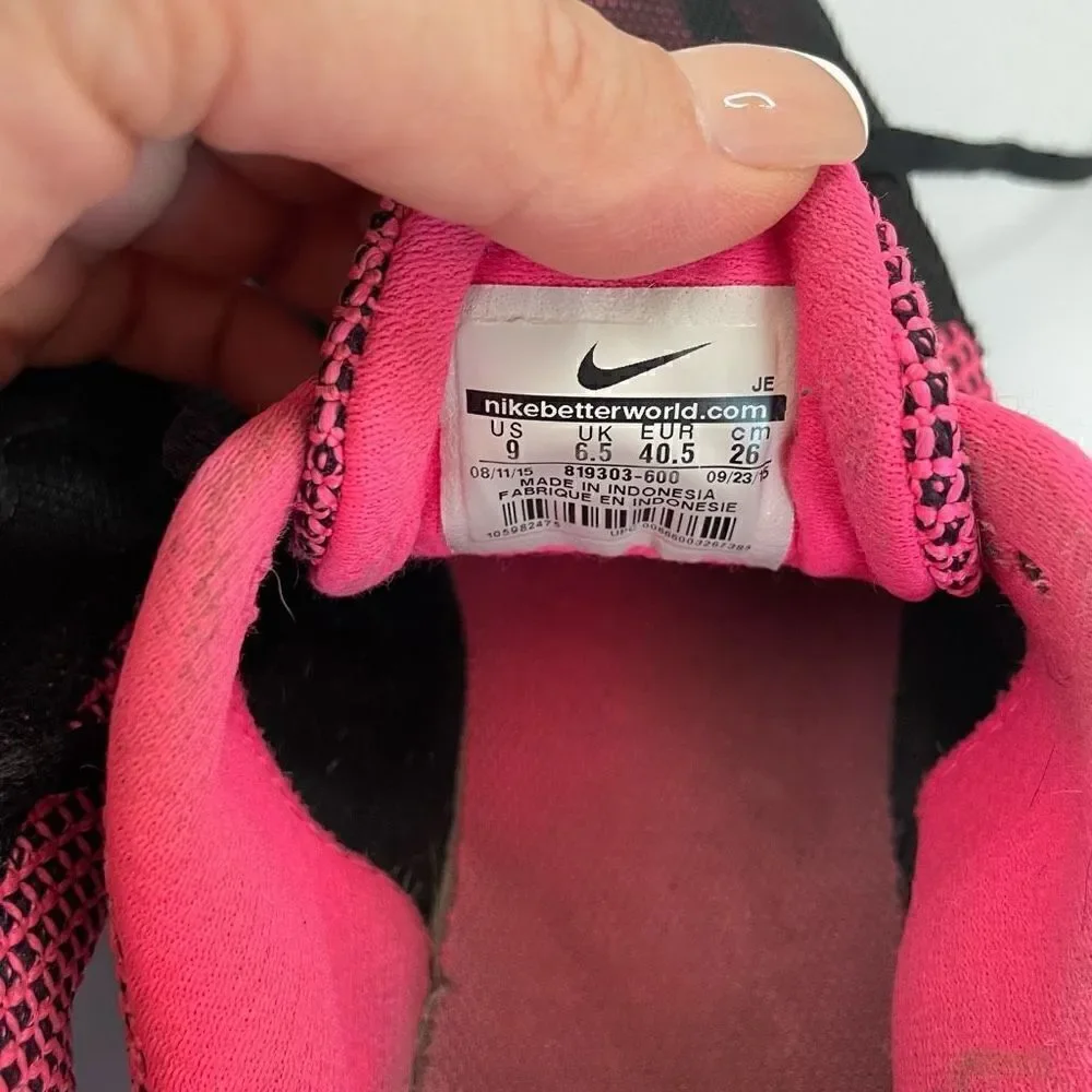 Nike| Revolution 3| pink and black
